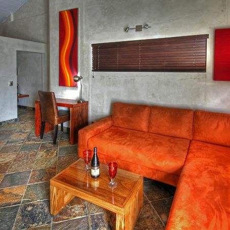Hartmann Suites Serviced Self-Catering Apartments Windhoek Ngoại thất bức ảnh