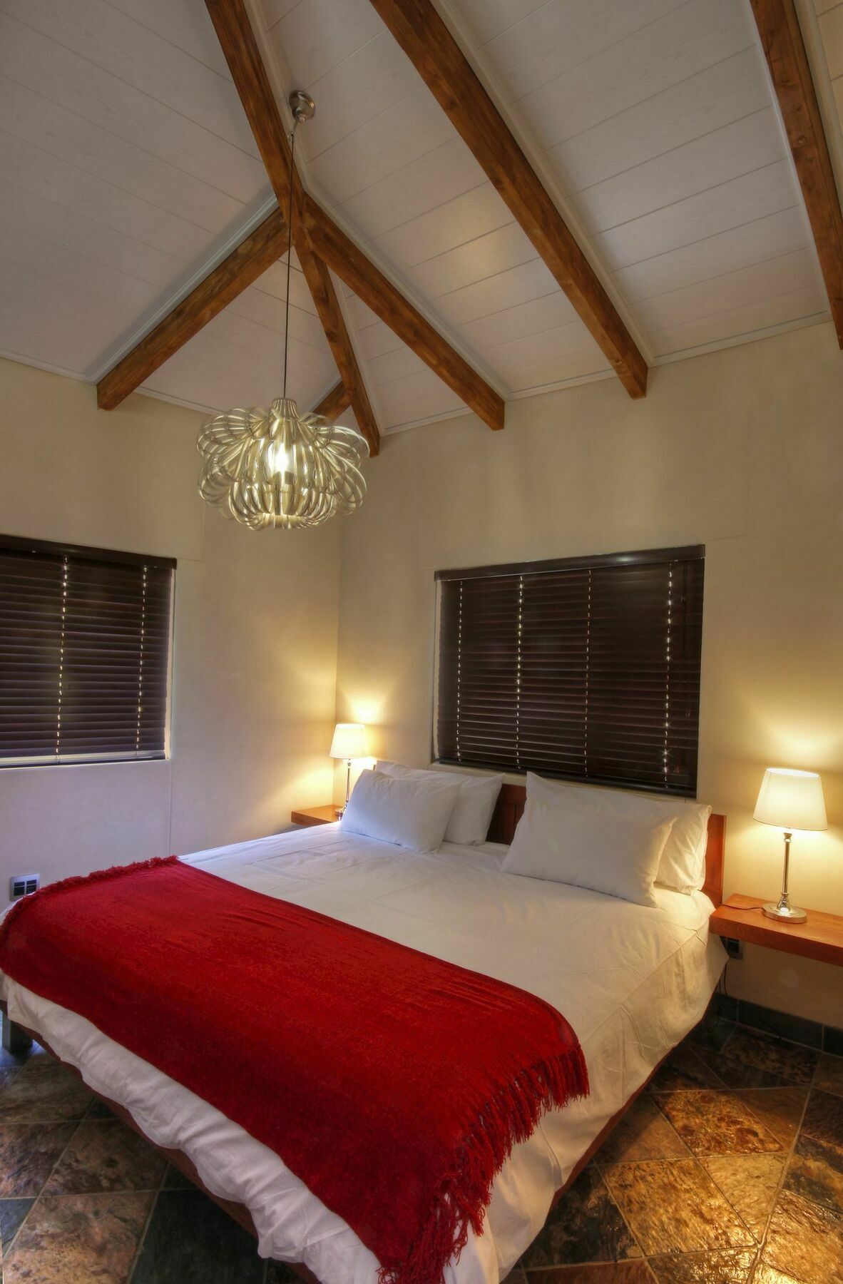 Hartmann Suites Serviced Self-Catering Apartments Windhoek Ngoại thất bức ảnh