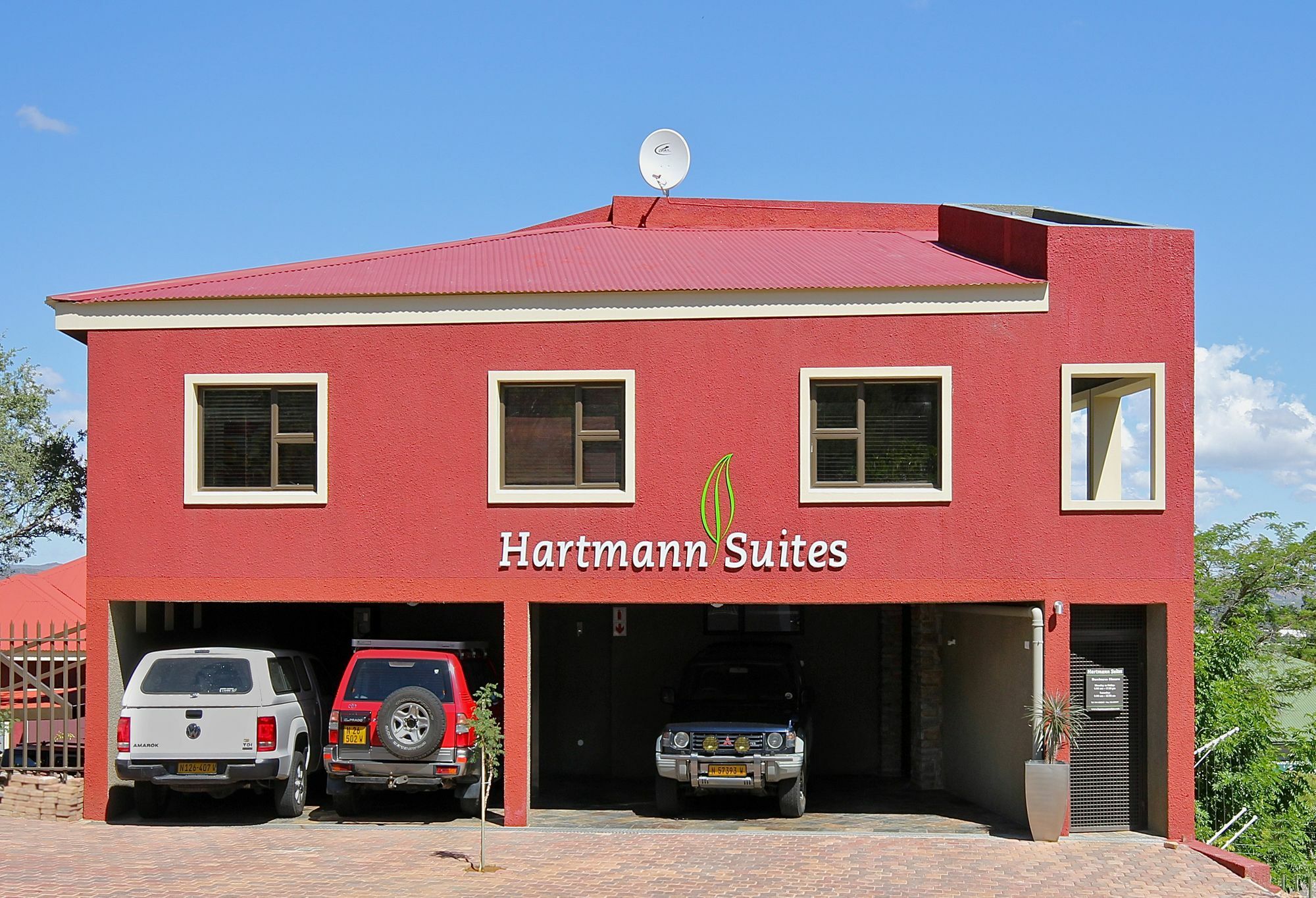 Hartmann Suites Serviced Self-Catering Apartments Windhoek Ngoại thất bức ảnh